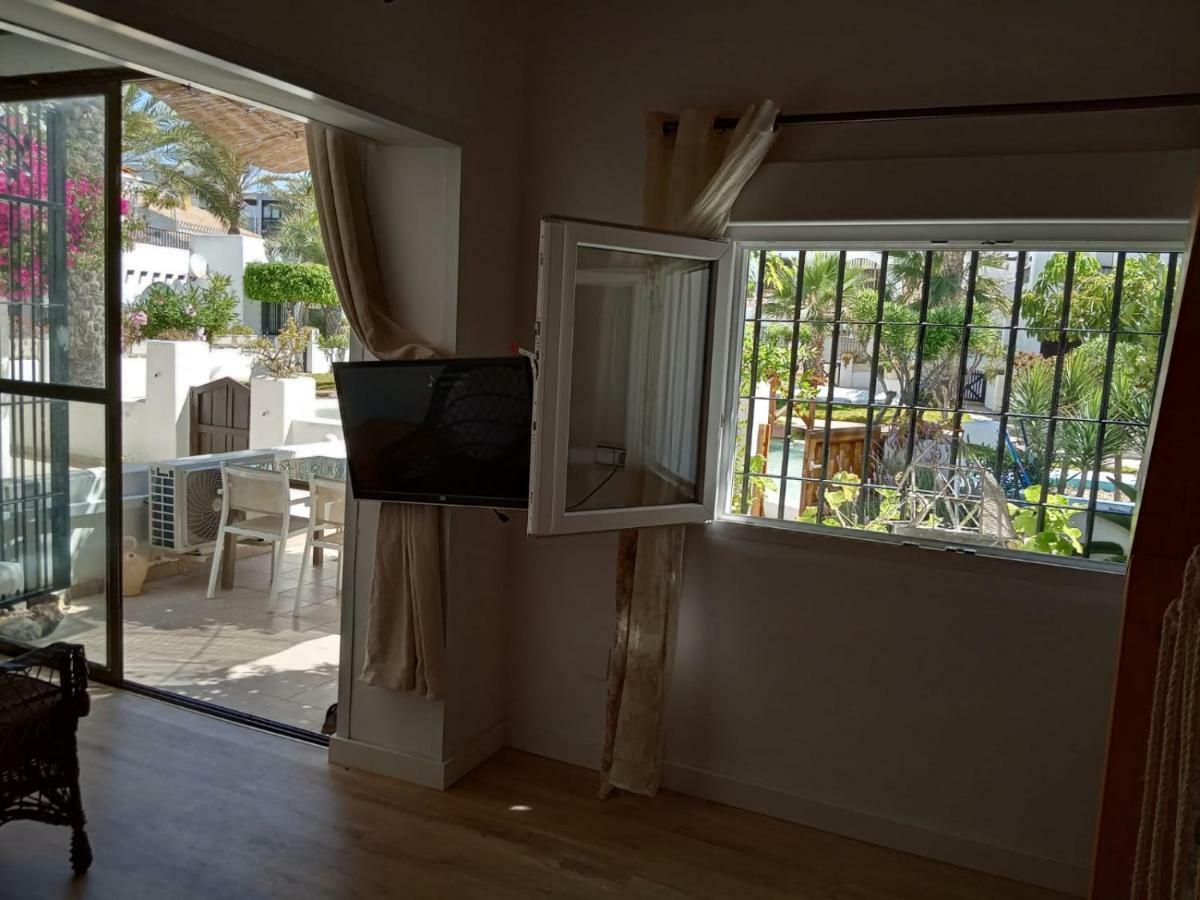Villa Lagos A 25 Metros Del Mar Roquetas de Mar Exteriör bild