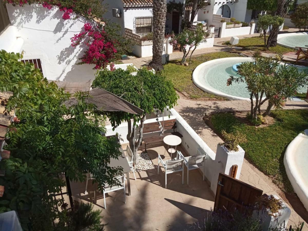 Villa Lagos A 25 Metros Del Mar Roquetas de Mar Exteriör bild