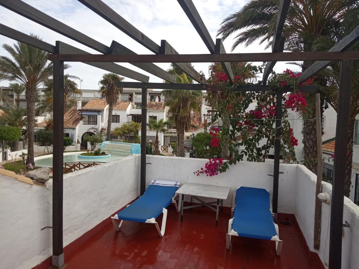 Villa Lagos A 25 Metros Del Mar Roquetas de Mar Exteriör bild